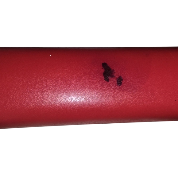 Valentino Red Eyeglass Case With Lense Cloth - Picture 4 of 4